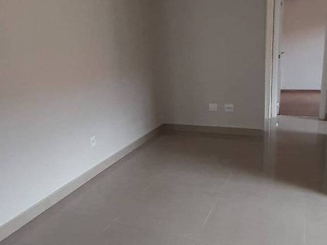 Apartamento para Venda em Contagem - 4