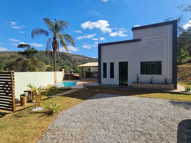 Casa para Venda em Itatiaiuçu - 1