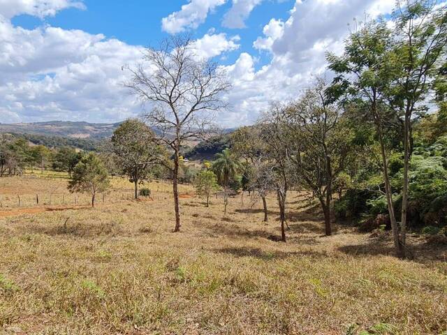 #2641 - Terreno para Venda em Itatiaiuçu - MG